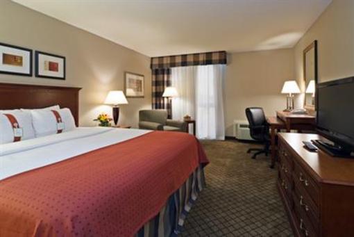 фото отеля Holiday Inn Dayton Fairborn I-675