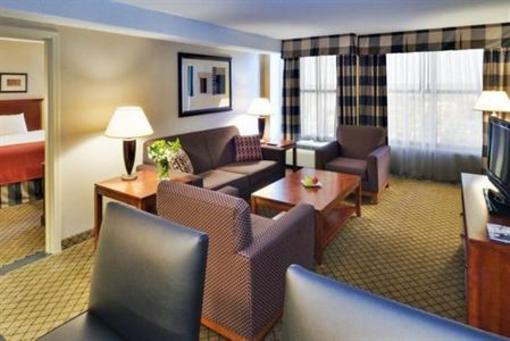 фото отеля Holiday Inn Dayton Fairborn I-675