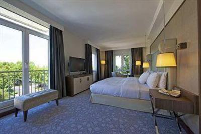 фото отеля Hilton Bonn Hotel