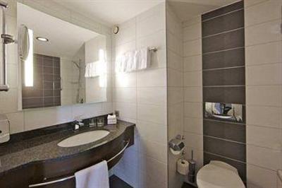 фото отеля Hilton Bonn Hotel