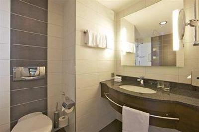 фото отеля Hilton Bonn Hotel