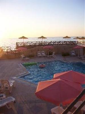 фото отеля Alkionis Beach Apartments