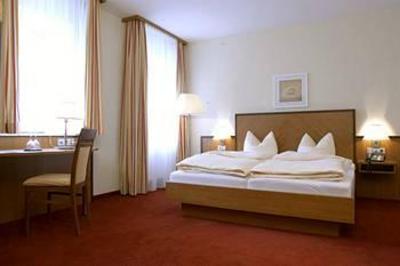 фото отеля Hotel Blauer Wolf