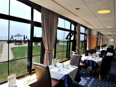 фото отеля Cooden Beach Hotel Bexhill-on-Sea