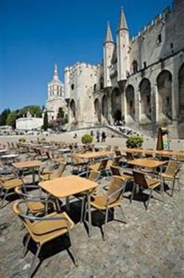 фото отеля Bristol Hotel Avignon