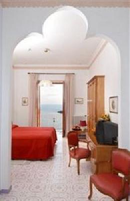 фото отеля Hotel La Bussola Amalfi