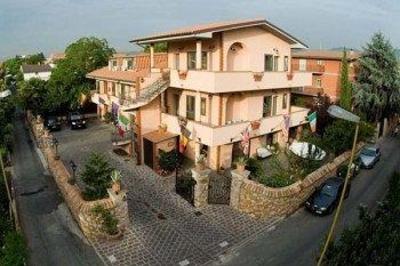 фото отеля Hotel Louis II Ciampino