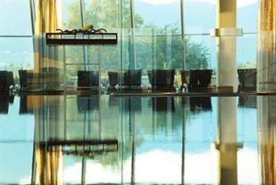 фото отеля Four Points by Sheraton Panoramahaus Dornbirn