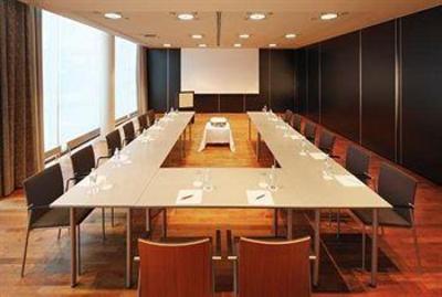 фото отеля Four Points by Sheraton Panoramahaus Dornbirn