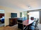 фото отеля Holiday Inn and Suites Winnipeg Downtown