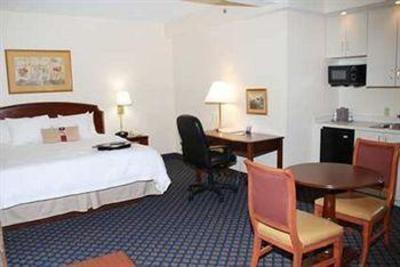 фото отеля Hampton Inn Petersburg - Ft. Lee