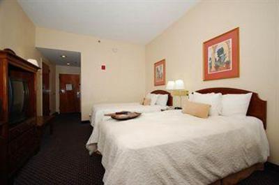 фото отеля Hampton Inn Petersburg - Ft. Lee