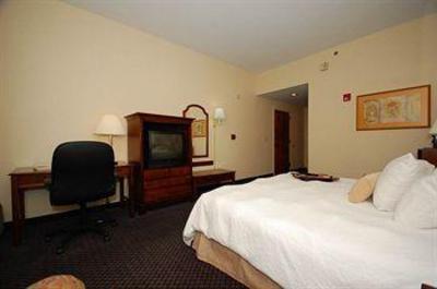 фото отеля Hampton Inn Petersburg - Ft. Lee