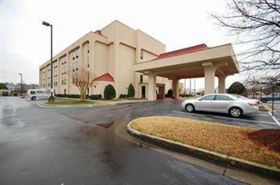 фото отеля Hampton Inn Petersburg - Ft. Lee