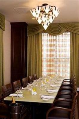 фото отеля DoubleTree Suites by Hilton Hotel Boston