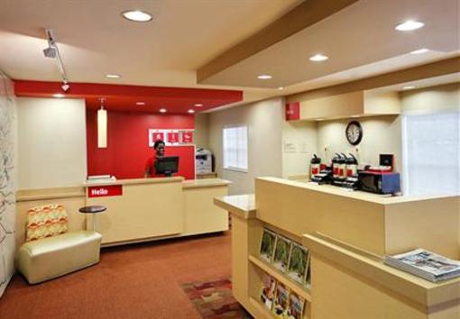 фото отеля TownePlace Suites Tallahassee North Capital Circle
