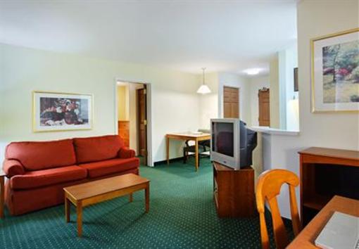 фото отеля TownePlace Suites Tallahassee North Capital Circle