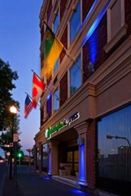 фото отеля Holiday Inn Express & Suites Regina