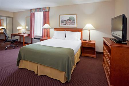фото отеля Holiday Inn Express & Suites Regina