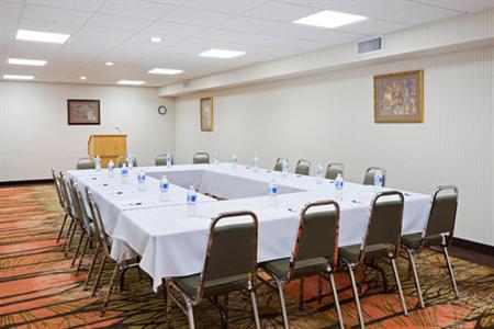 фото отеля Holiday Inn Express & Suites Regina