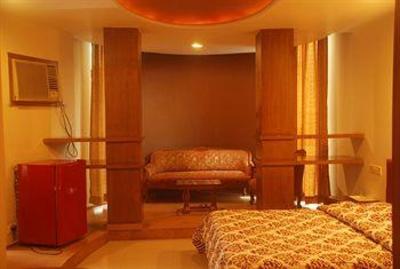 фото отеля Hotel Bandra Residency Mumbai
