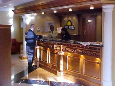 фото отеля Ramada London Ruislip