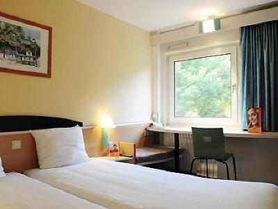 фото отеля Ibis Tilburg