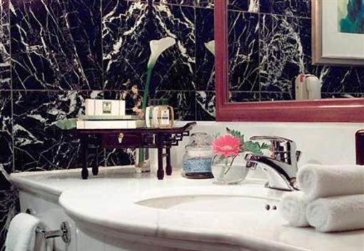 фото отеля Renaissance Tianjin Hotel