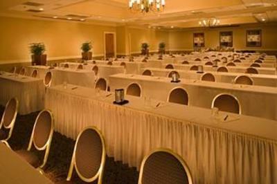 фото отеля Embassy Suites Memphis