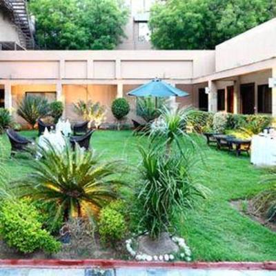 фото отеля Jukaso IT Suites Gurgaon