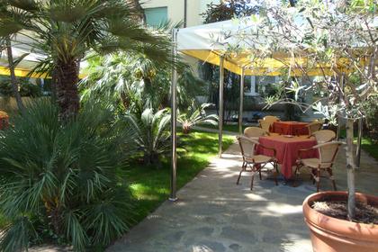 фото отеля Sylvia Hotel Camaiore