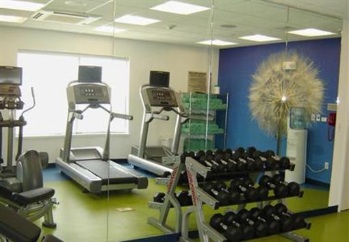 фото отеля SpringHill Suites Wichita East at Plazzio