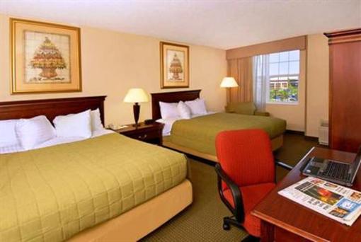 фото отеля Holiday Inn Select Norfolk