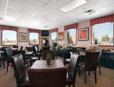 фото отеля Travelodge Edmonton/Stony Plain