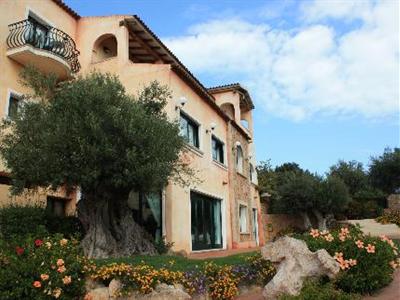 фото отеля Hotel La Rocca Arzachena