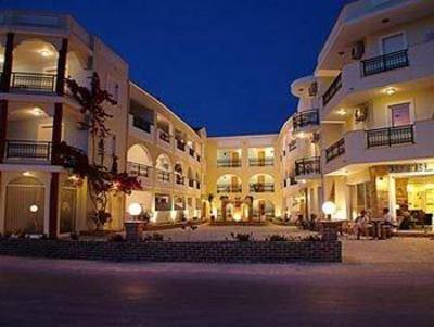 фото отеля Hotel Karras