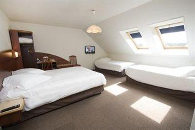 фото отеля Auberge De France Hotel Etampes