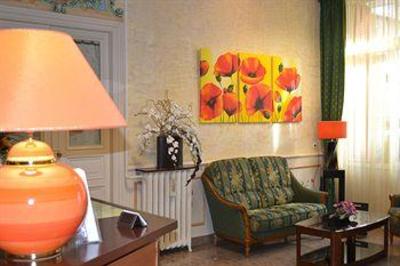 фото отеля Inter Hotel D'angleterre Salon-de-Provence
