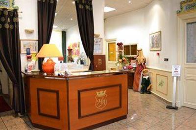 фото отеля Inter Hotel D'angleterre Salon-de-Provence