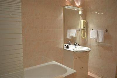 фото отеля Inter Hotel D'angleterre Salon-de-Provence