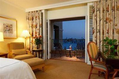 фото отеля The Balboa Bay Club & Resort
