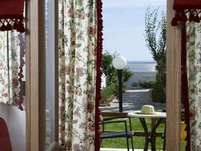фото отеля Mitsis Hotel Rinela Beach