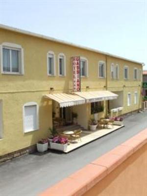 фото отеля Hotel Gabbiano Trinita d' Agultu
