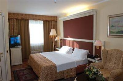 фото отеля Hotel La Bussola Novara