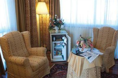 фото отеля Hotel La Bussola Novara