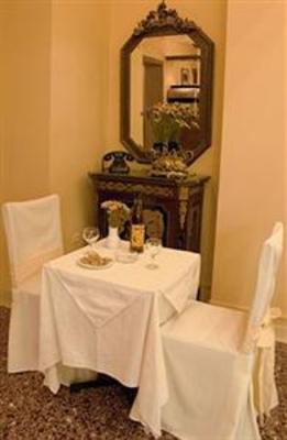фото отеля Hotel Solomou