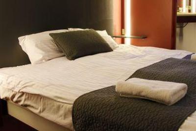 фото отеля Drive Inn Hotel Budapest