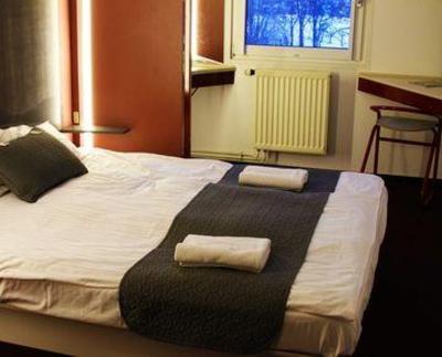 фото отеля Drive Inn Hotel Budapest