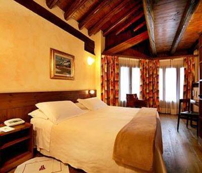 фото отеля Hotel Pilier d'Angle