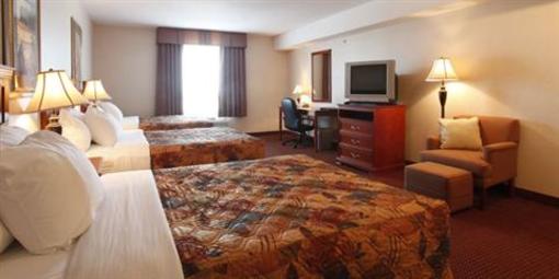 фото отеля Pomeroy Inn & Suites